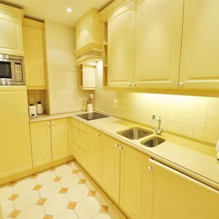 Apartment Pleasant With View Of Park *